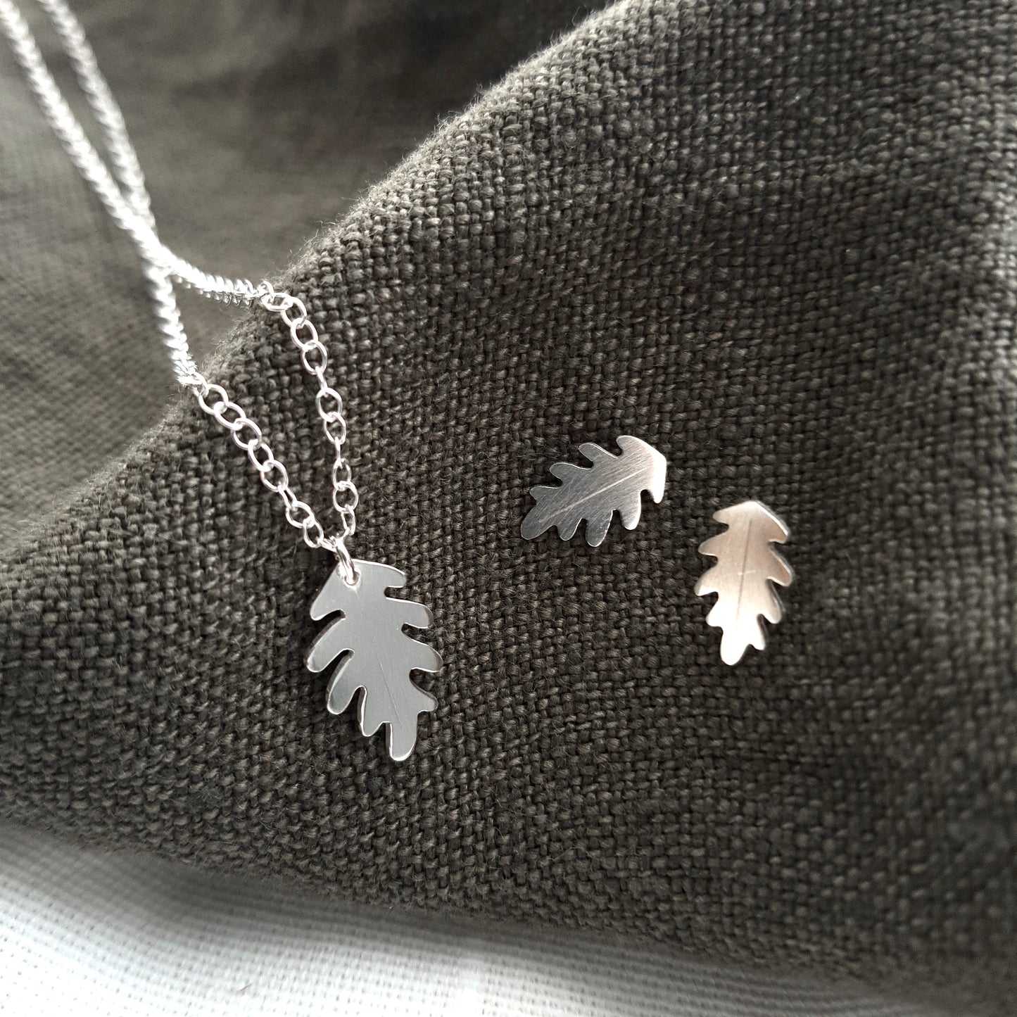 Little Oak Leaf Necklace and Earrings Set