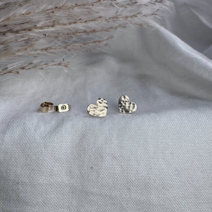 9ct Gold Hammered Heart Studs